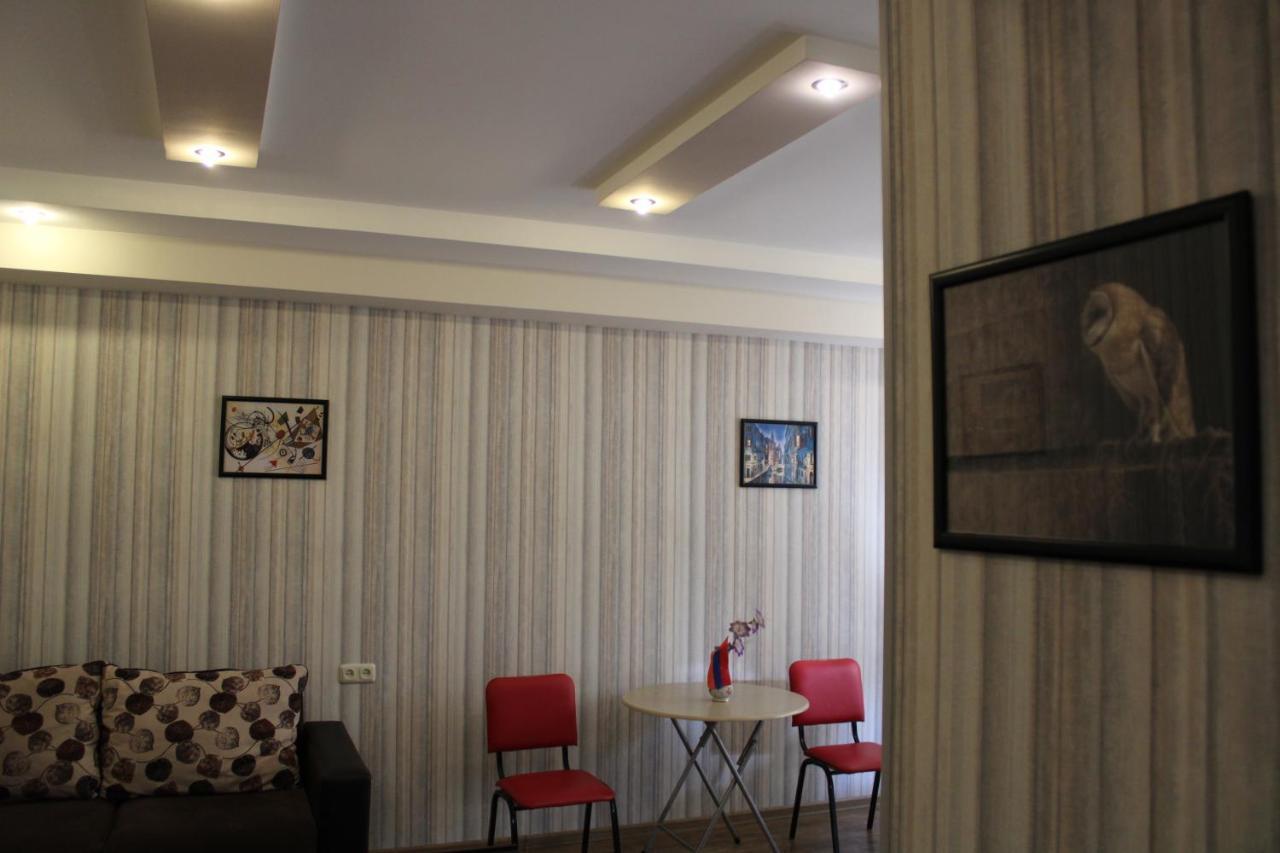 Zakyan Apartment Γιερεβάν Εξωτερικό φωτογραφία