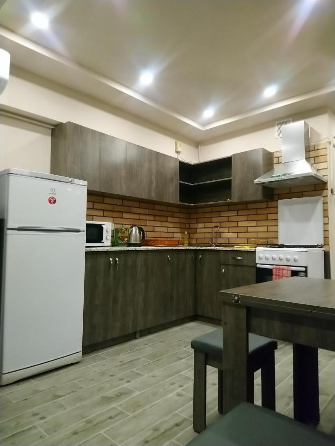 Zakyan Apartment Γιερεβάν Εξωτερικό φωτογραφία