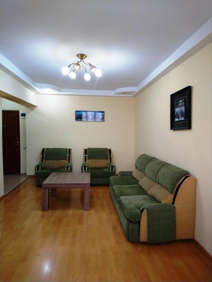 Zakyan Apartment Γιερεβάν Εξωτερικό φωτογραφία