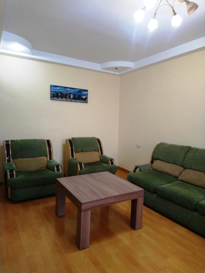 Zakyan Apartment Γιερεβάν Εξωτερικό φωτογραφία